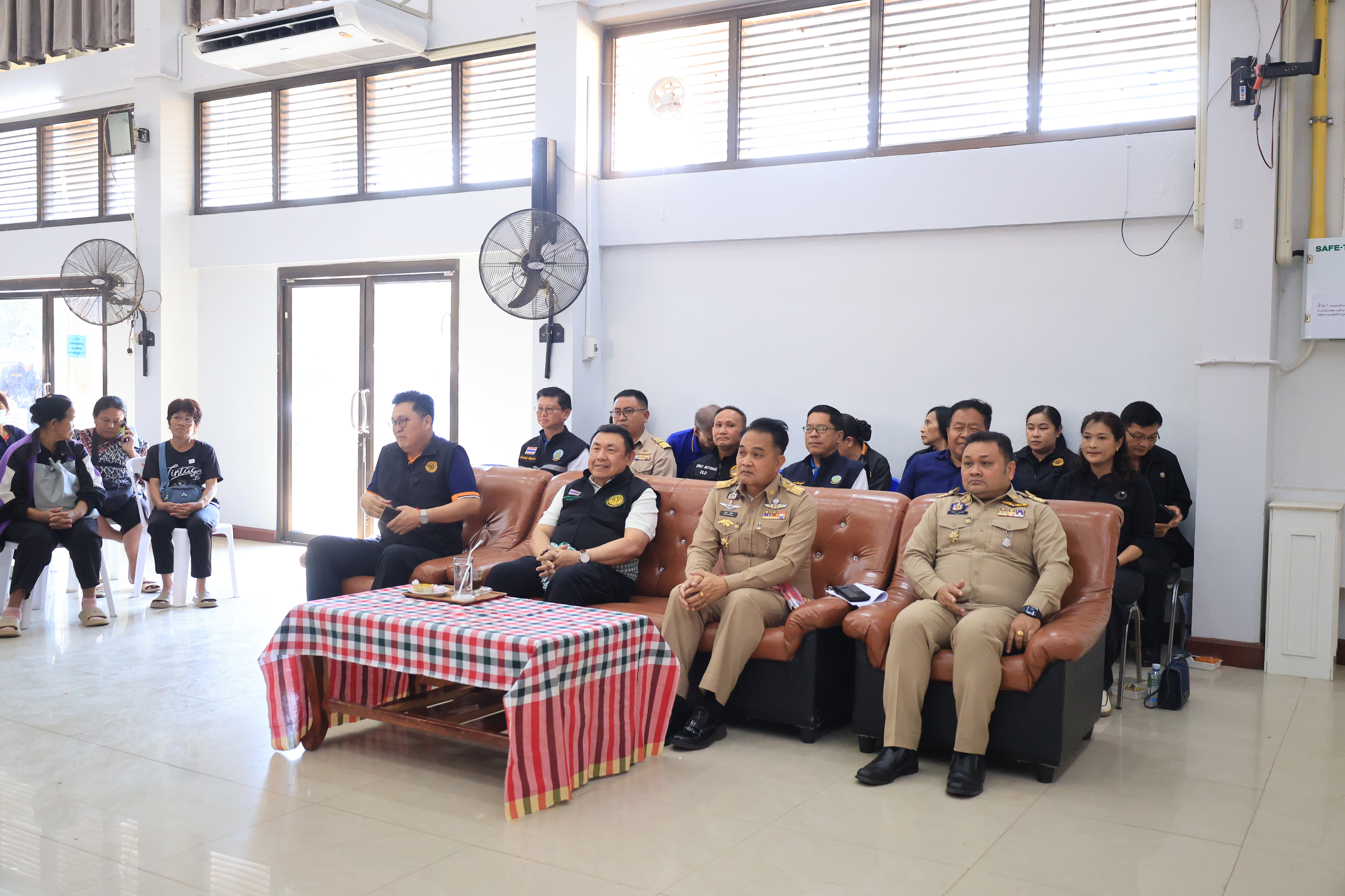 title - เลขาธิการ ส.ป.ก. เปิดศูนย์บริการประชาชนเคลื่อนที่ในเขตปฏิรูปที่ดิน จังหวัดเลย ประจำปีงบประมาณ พ.ศ. 2569